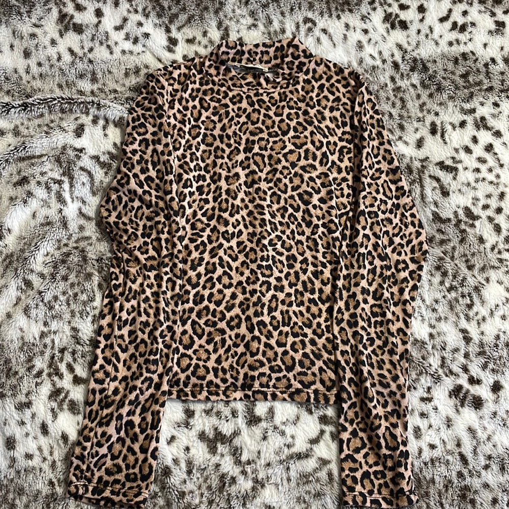 adorable cheetah 🐆 shirt